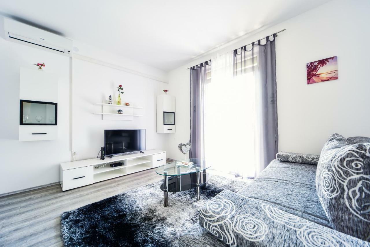 Bliss Apartment *