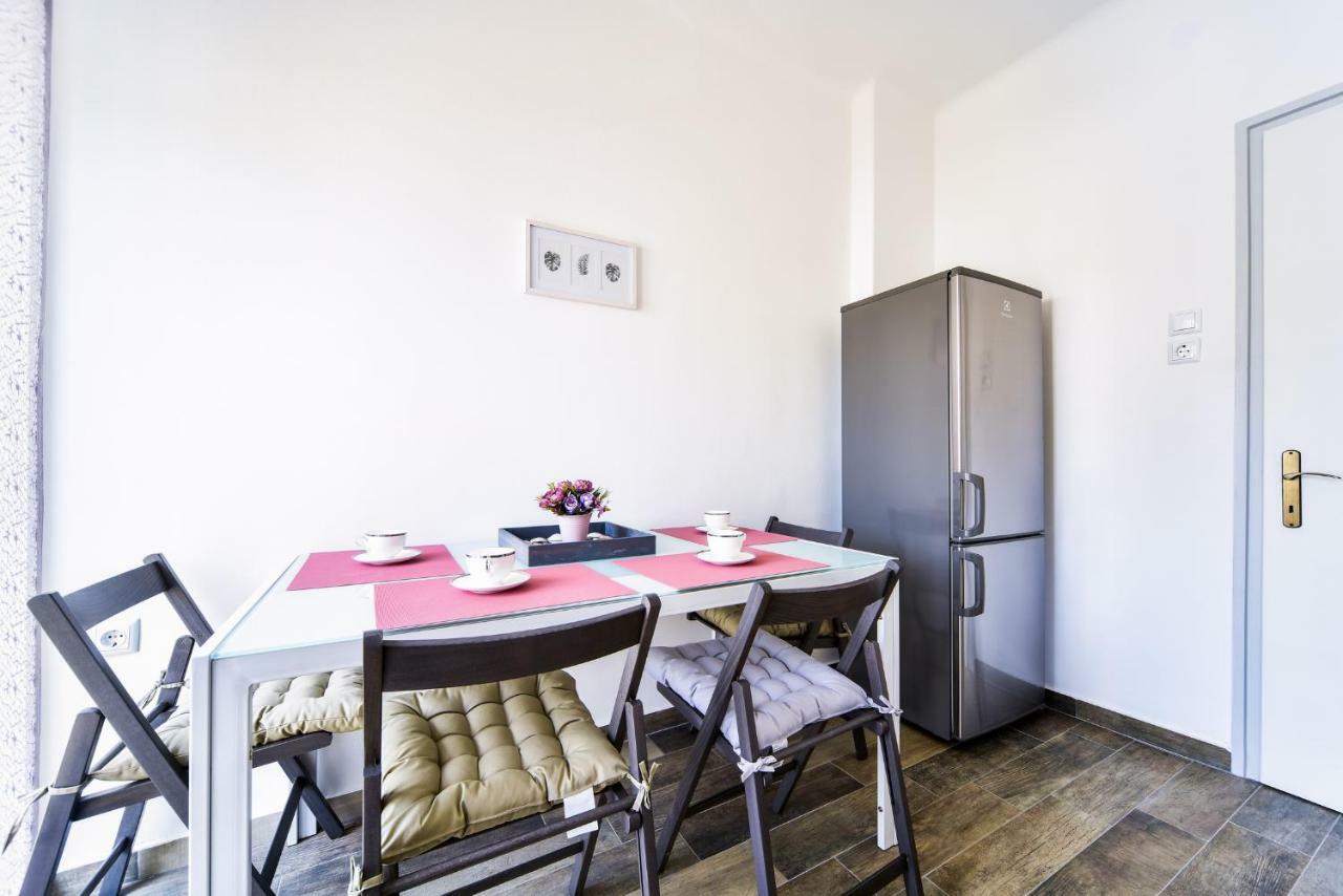 Bliss Apartment *